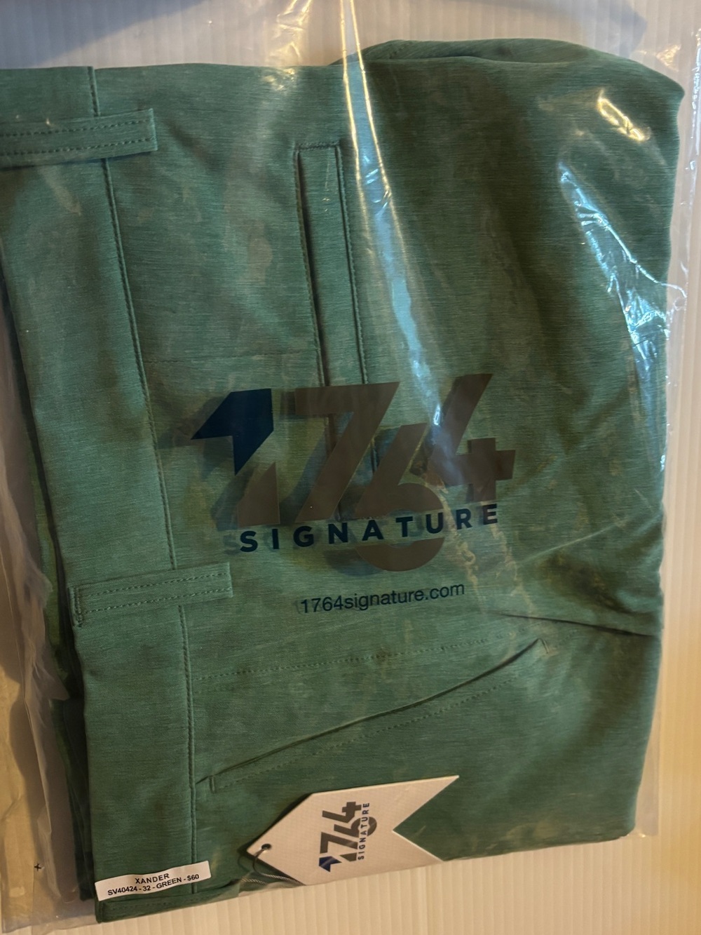 NWT Signature Men's Golf  Xander Shorts — Green